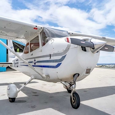 First Flight in 1955 Cessna 172 Skyhawk Service Ceiling up to 13 000 Feet